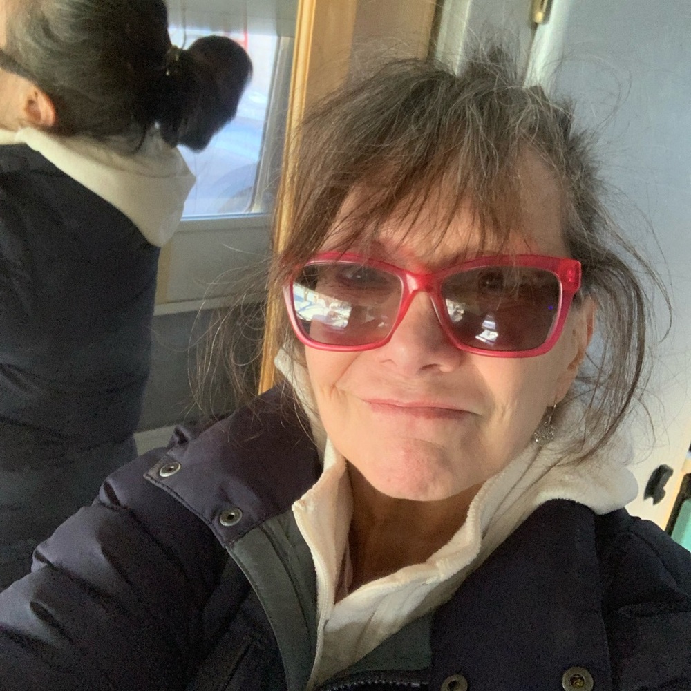 Meet your Posher, Renee